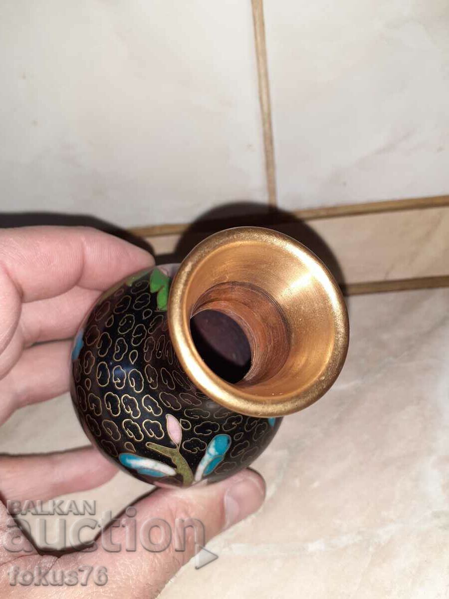 Delivery of Cloisonne Cloisonne old vase flowers bronze cellular enamel Delivery of Cloisonne Cloisonne old vase flowers bronze cellular enamel