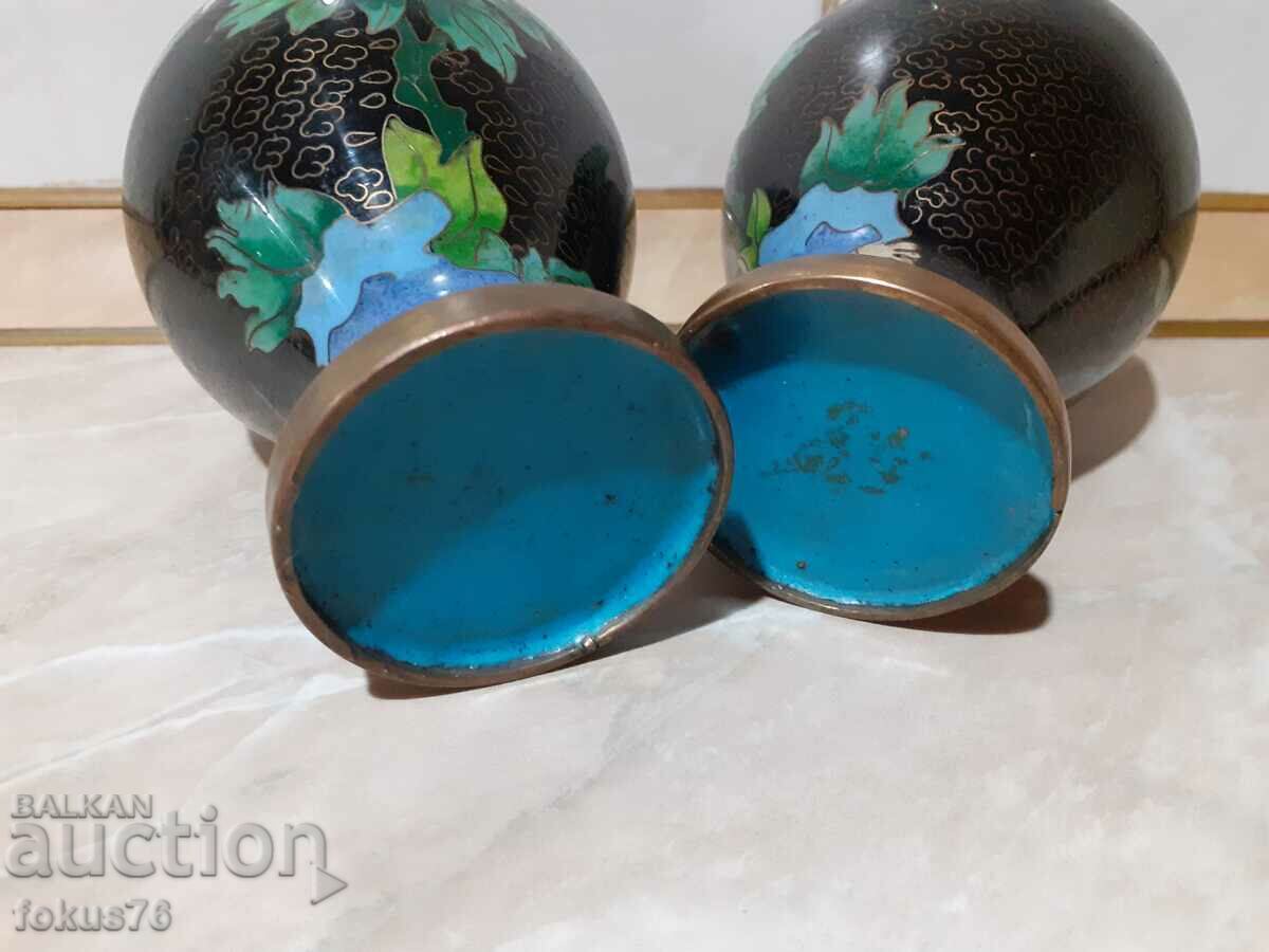 Delivery of Cloisonne Cloisonne Pair of old vases bronze cellular enamel