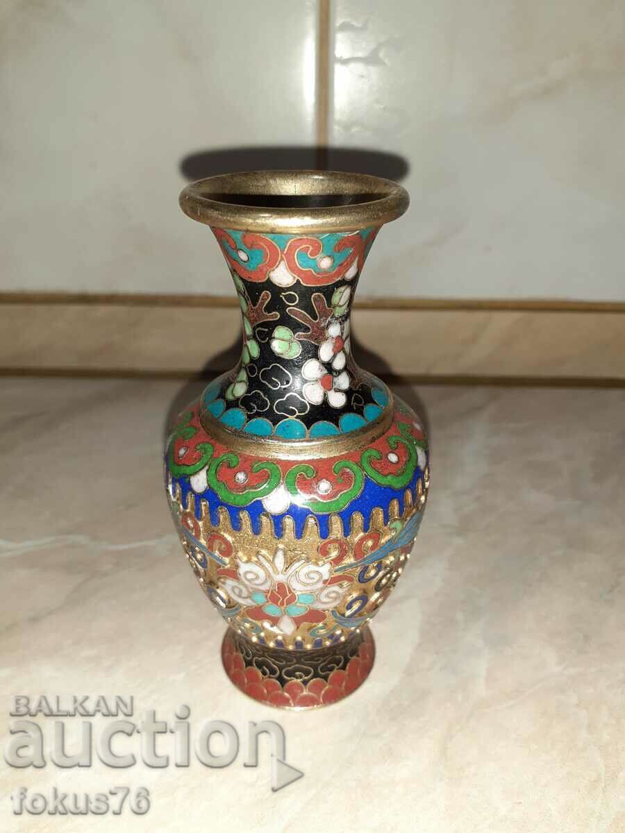 Cloisonne Cloisonne Beautiful small vase bronze cellular enamel with price 99.00 BGN | € 50.62 Cloisonne Cloisonne Beautiful small vase bronze cellular enamel with price 99.00 BGN | € 50.62