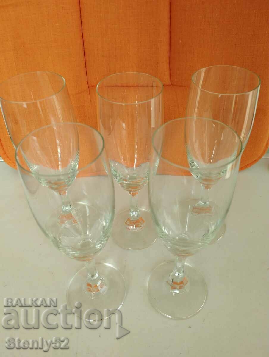 5 glass glasses for white wine, rose. with price 10.00 BGN | € 5.11 5 glass glasses for white wine, rose. with price 10.00 BGN | € 5.11