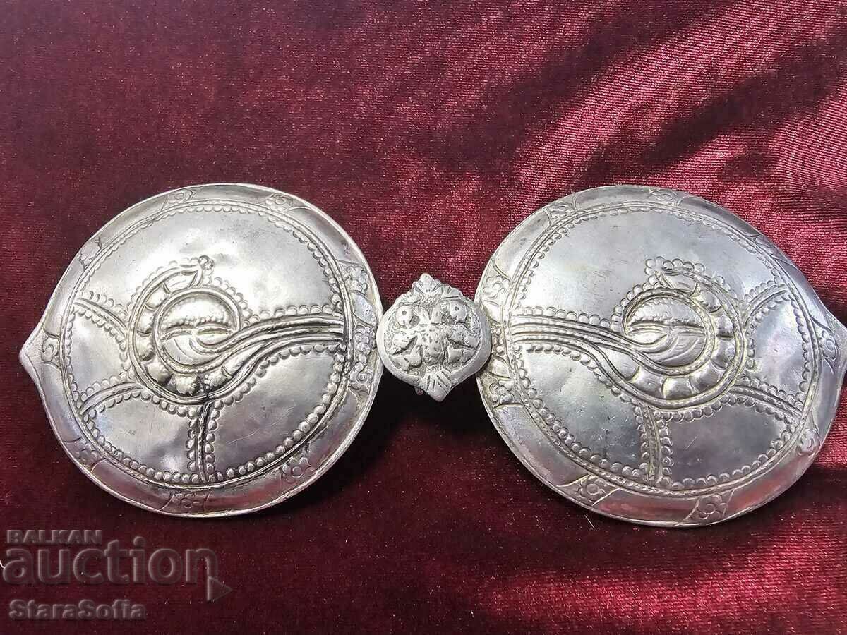 Аукцион ВЪЗРОЖДЕНСКИ СРЕБЪРНИ ПАФТИ 19 век. Аукцион ВЪЗРОЖДЕНСКИ СРЕБЪРНИ ПАФТИ 19 век.