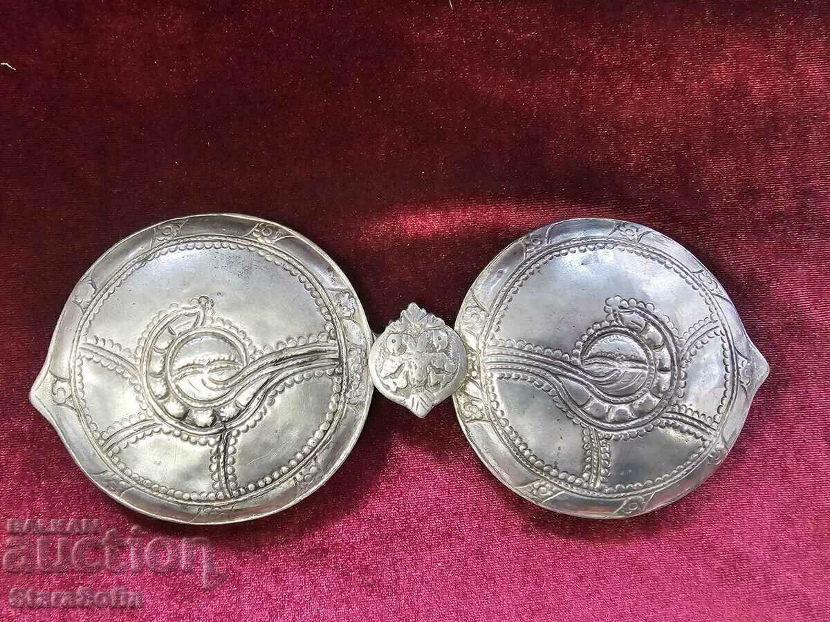 ВЪЗРОЖДЕНСКИ СРЕБЪРНИ ПАФТИ 19 век. ВЪЗРОЖДЕНСКИ СРЕБЪРНИ ПАФТИ 19 век.