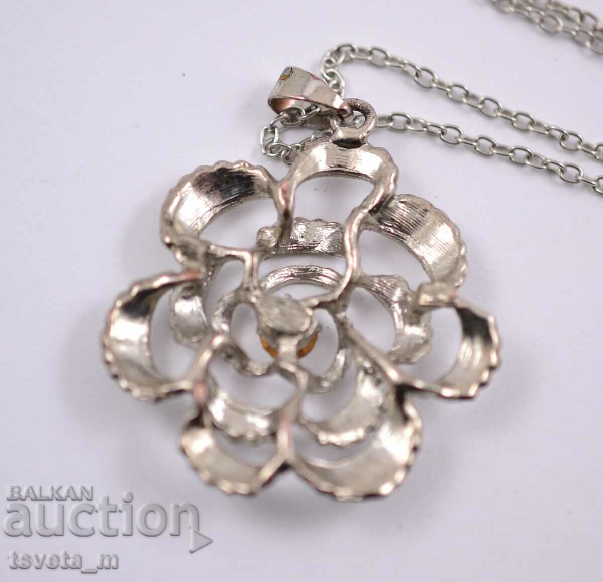 Auction Necklace necklace with rose medallion Auction Necklace necklace with rose medallion