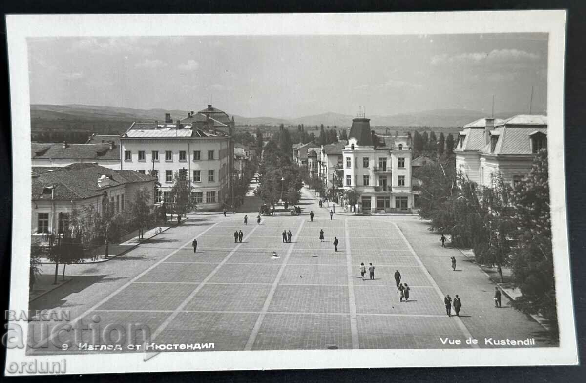 3864 Bulgaria vedeți Piața Kyustendil în jurul anului 1955.