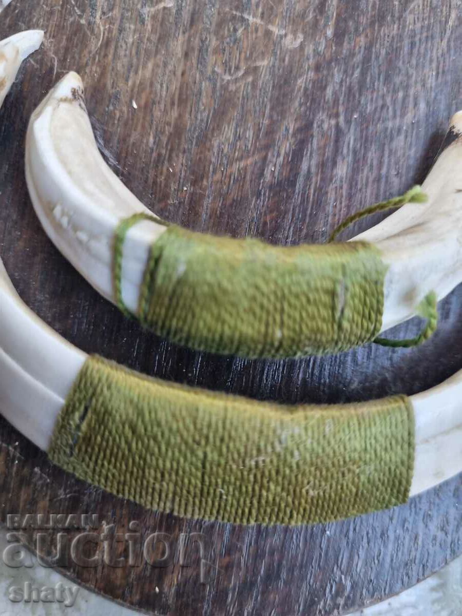 Доставка на Трофей от глиган. Зъби от глиган. Доставка на Трофей от глиган. Зъби от глиган.