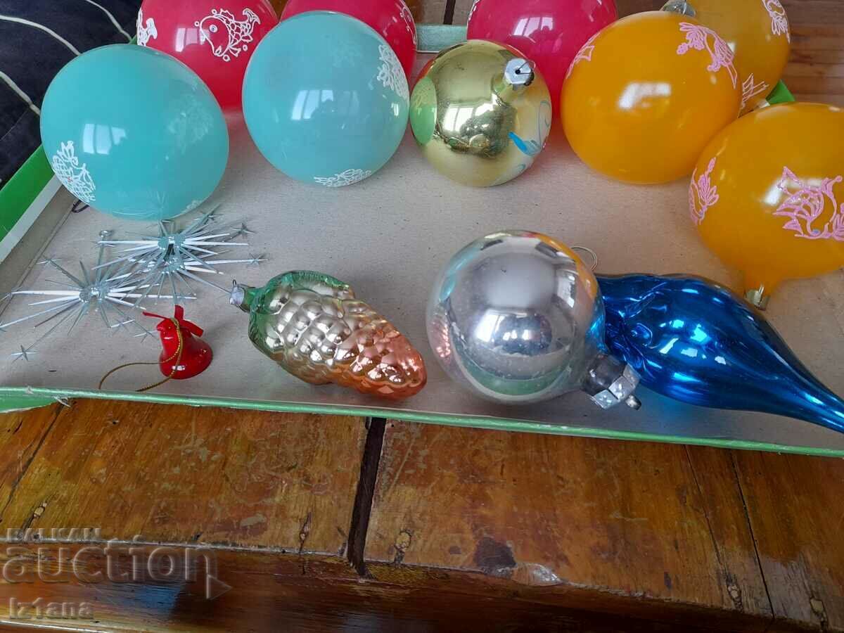 Delivery of Christmas toy, Christmas tree toys, Christmas tree ornament