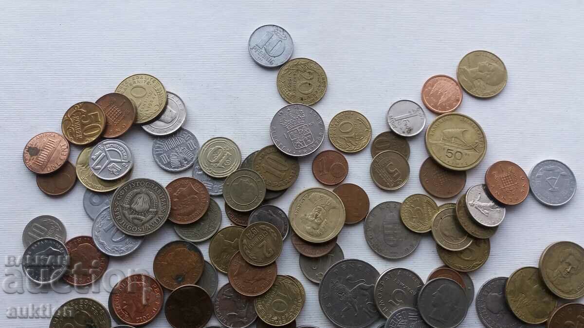 Delivery of A COLLECTION OF 90 COINS FROM AROUND THE WORLD Delivery of A COLLECTION OF 90 COINS FROM AROUND THE WORLD
