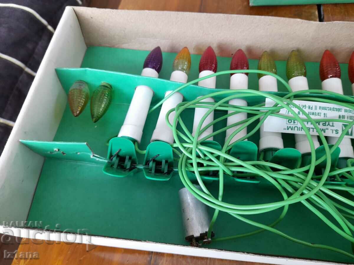 Licitație Lămpi vechi, luminițe pentru pomul de Crăciun