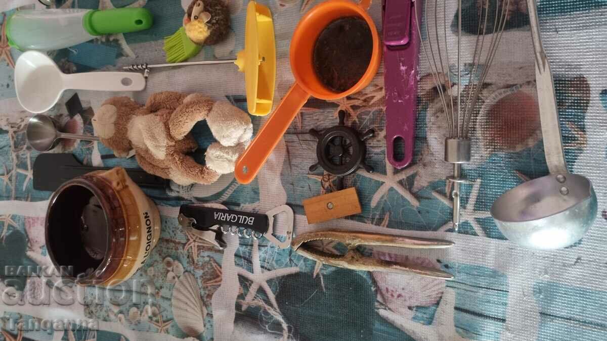 Kitchen lot with price 15.00 BGN | € 7.67 Kitchen lot with price 15.00 BGN | € 7.67