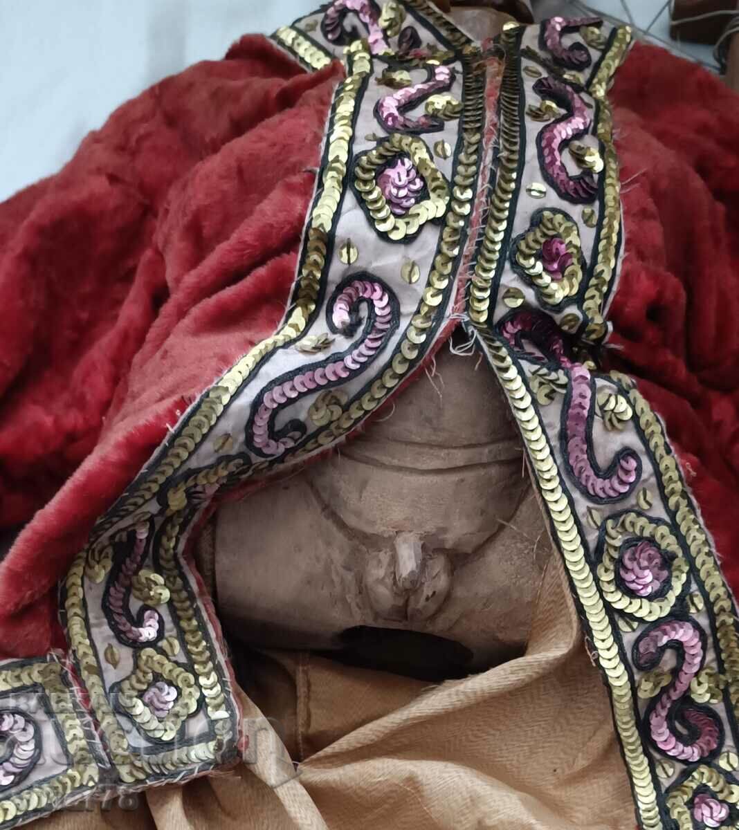 Аукцион Много стара дървена театрална кукла Аукцион Много стара дървена театрална кукла