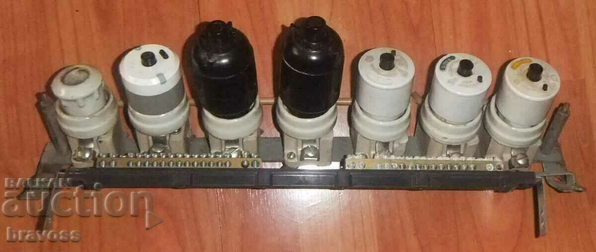 Auction El. busbar with fuses Auction El. busbar with fuses