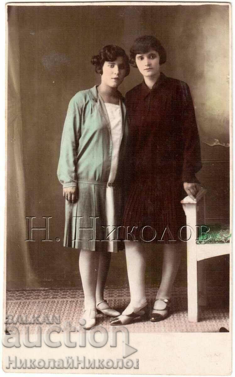 1928 OLD PHOTO SILISTRA WOMEN IN STUDIO PHOTO CHRISTOV G444
