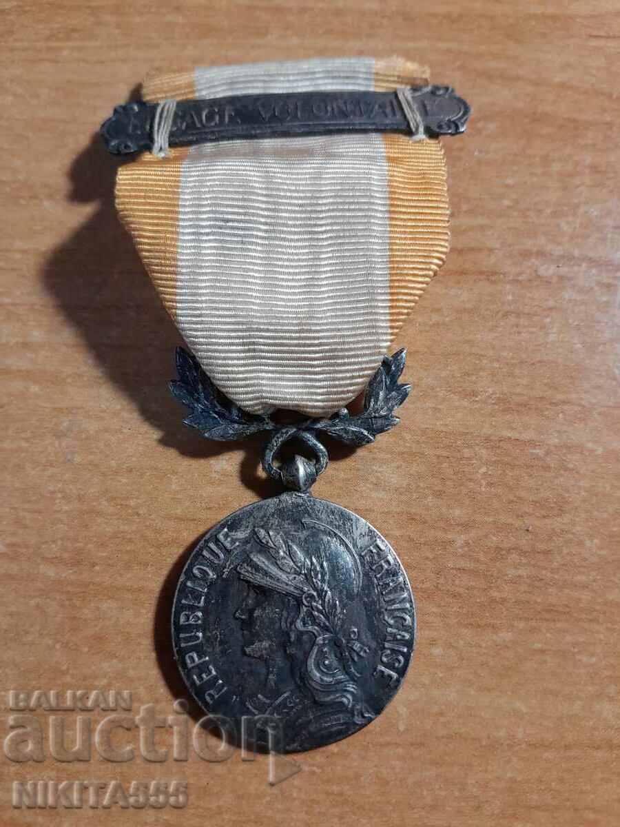 Γαλλικό ασημένιο μετάλλιο αποικιοκρατίας XIX αιώνα