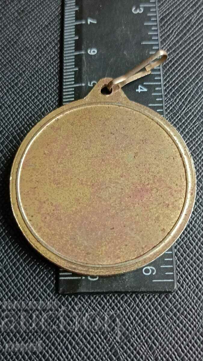 Football medal with price 5.50 BGN | € 2.81 Football medal with price 5.50 BGN | € 2.81