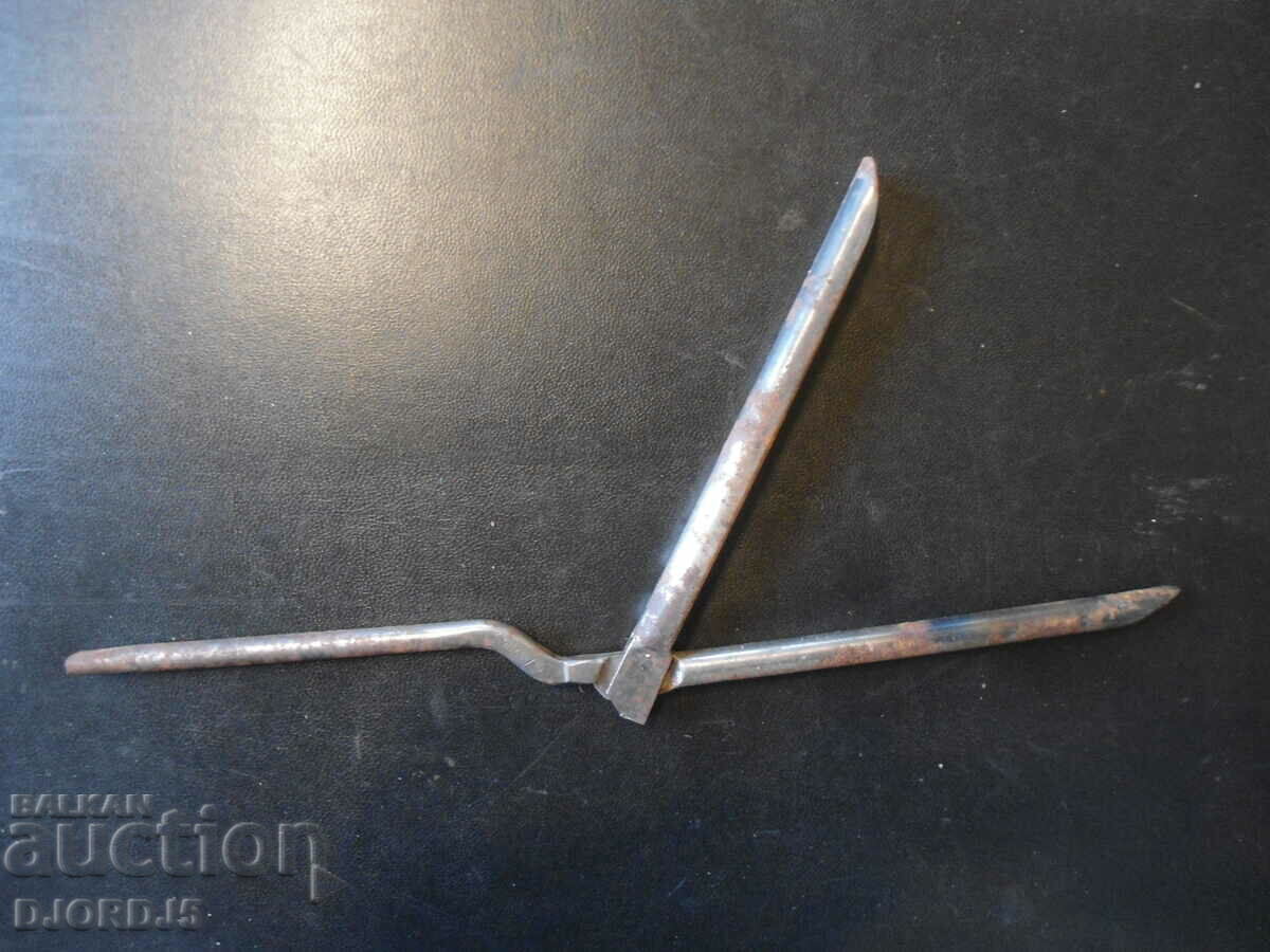 An old instrument - 5