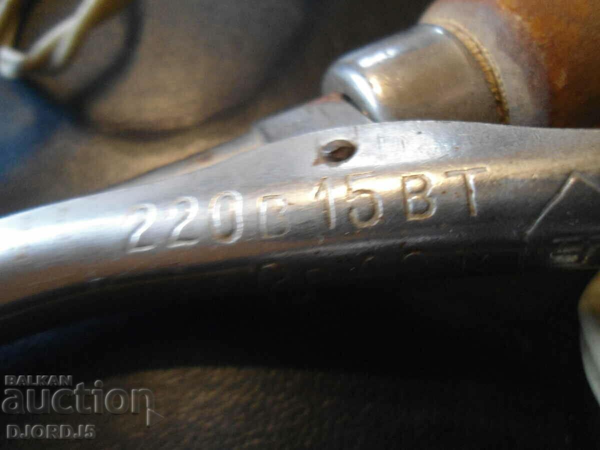 Delivery of Old tool, tongs