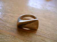 ασημένιο δαχτυλίδι - 7,68 g / 925 pr