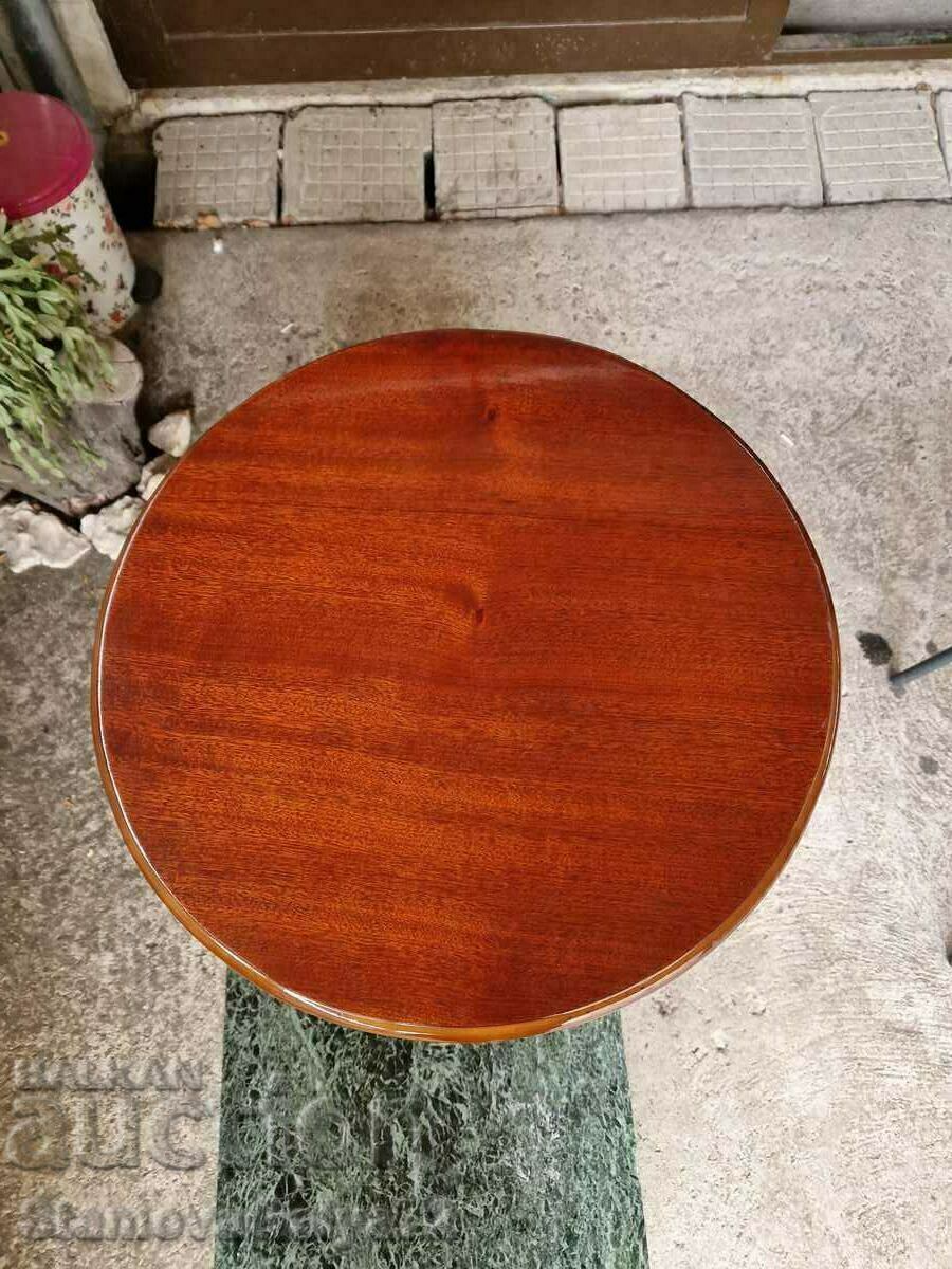 Ένα υπέροχο ξύλινο τραπέζι αντίκα - 7 Ένα υπέροχο ξύλινο τραπέζι αντίκα - 7