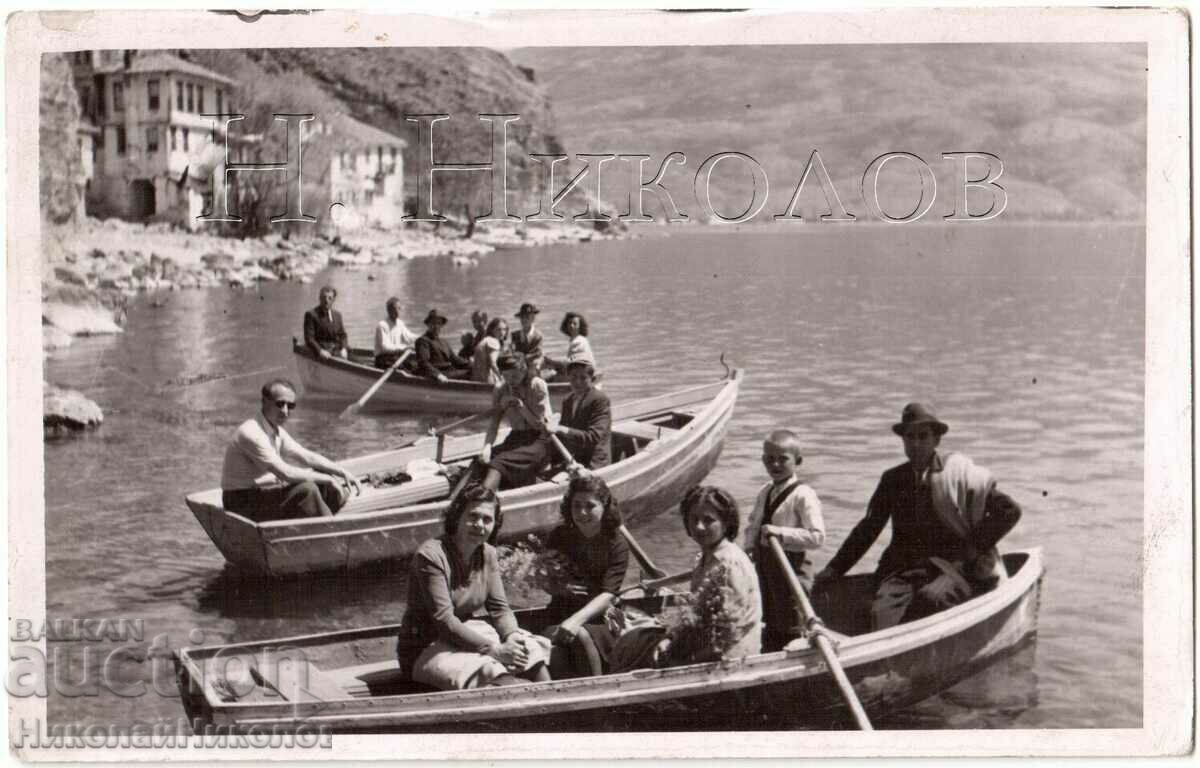 1943 OLD PHOTO OHRID MACEDONIA FISHING HOUSES G467