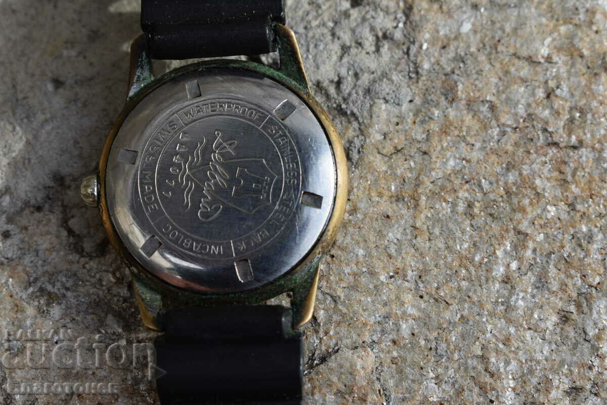 ceas DELBANA cu preț 50.00 BGN | € 25.56