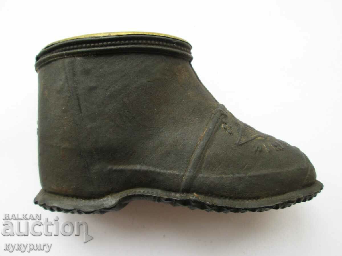 Old advertising figure stand sticks rubber shoe 1856 with price 50.00 BGN | € 25.56 Old advertising figure stand sticks rubber shoe 1856 with price 50.00 BGN | € 25.56