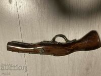 Flintstone gun Pishtov rifle replica