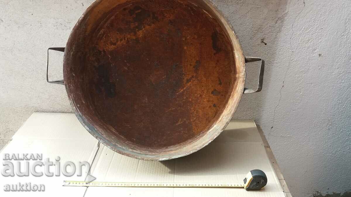 OLD LARGE TRAY FOR LAMBS, LUTENICE, ETC. with price 16.99 BGN | € 8.69 OLD LARGE TRAY FOR LAMBS, LUTENICE, ETC. with price 16.99 BGN | € 8.69