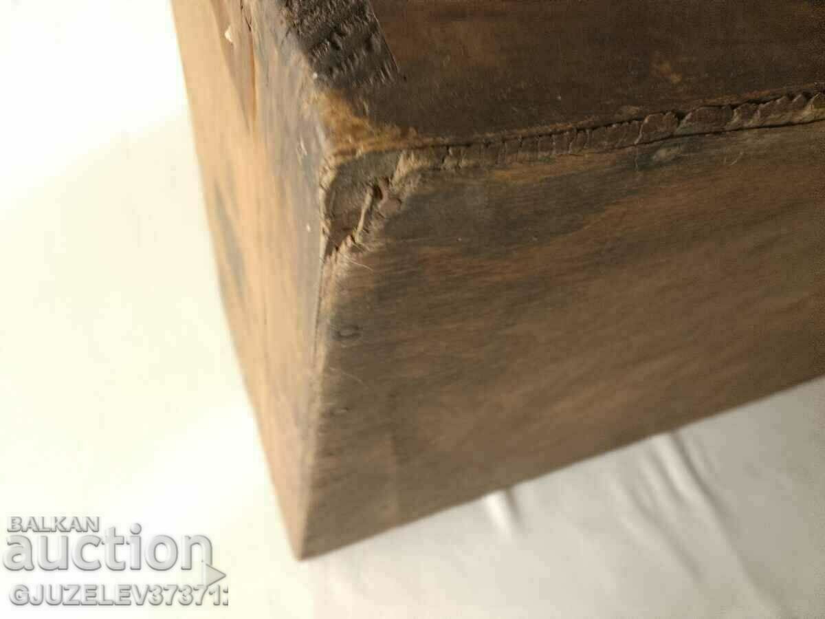 Old authentic wooden suitcase length 55cm, height 18cm, with price 40.00 BGN | € 20.45 Old authentic wooden suitcase length 55cm, height 18cm, with price 40.00 BGN | € 20.45