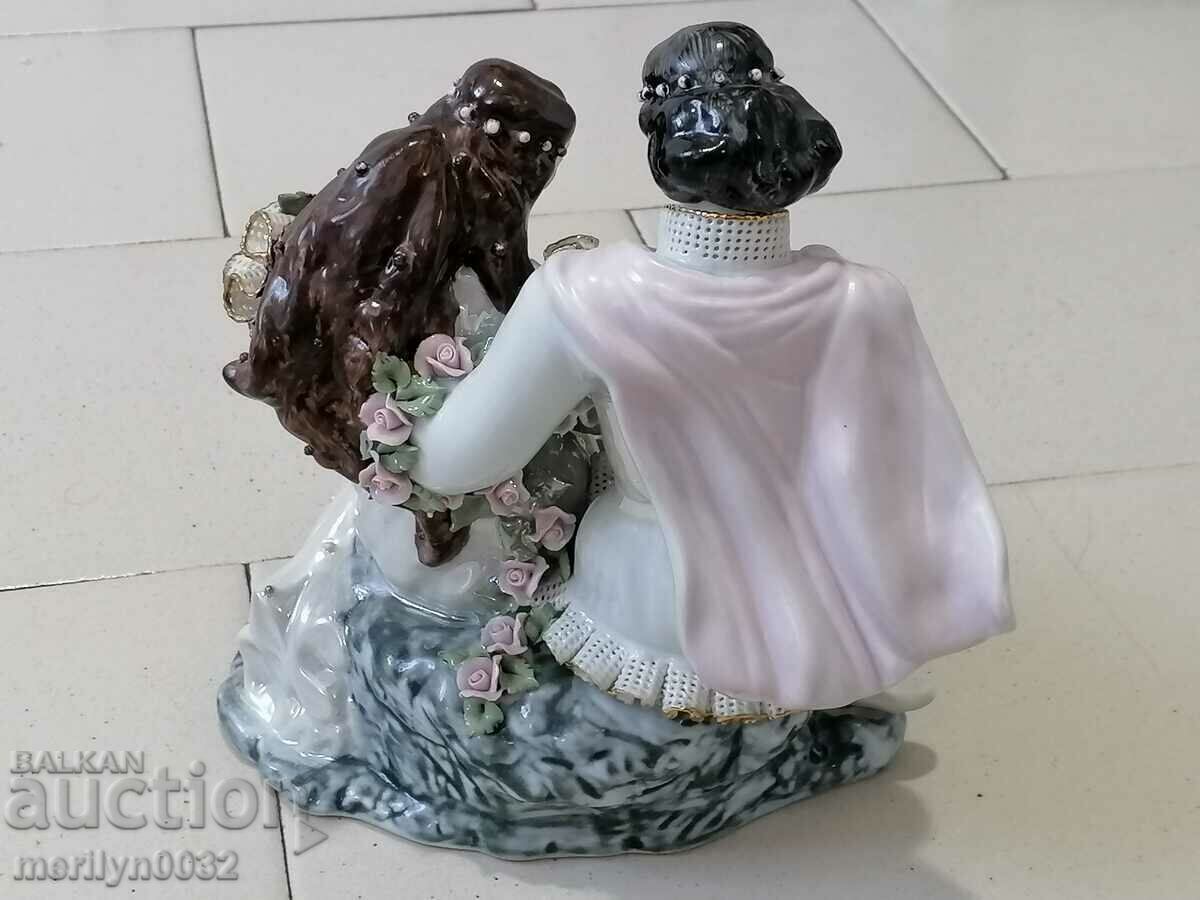 Auction Porcelain figure 21 cm plastic statuette porcelain Romania Auction Porcelain figure 21 cm plastic statuette porcelain Romania