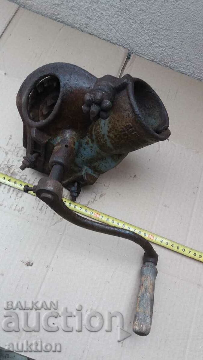 Livrarea MASINA DE PORUMB EXCELENT DE FUNCTIONARE