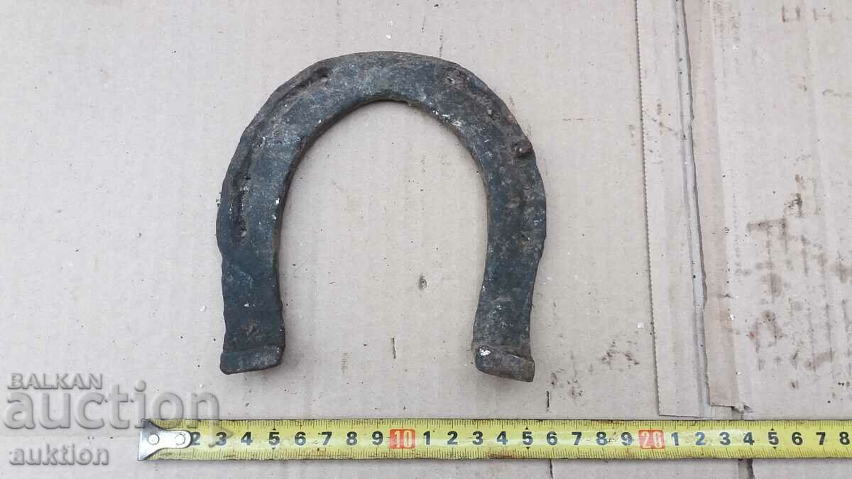 Licitație POCOVĂ REVIVALĂ FORJATĂ Licitație POCOVĂ REVIVALĂ FORJATĂ