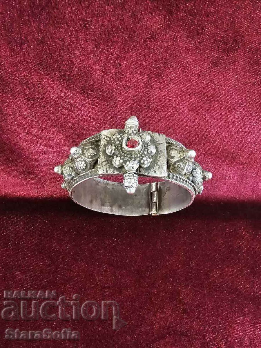 SILVER RENAISSANCE BRACELET. with price 210.00 BGN | € 107.37