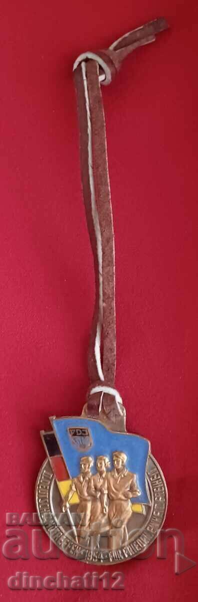 DDR Abzeichen FDJ zweites Deutschlandtreffen 1954 - 5