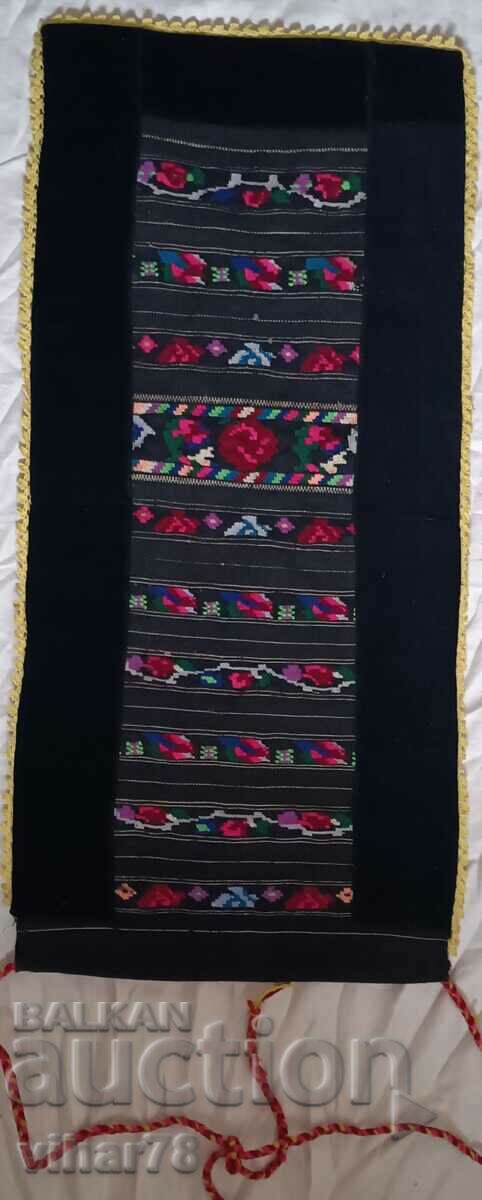 An apron - 5 An apron - 5