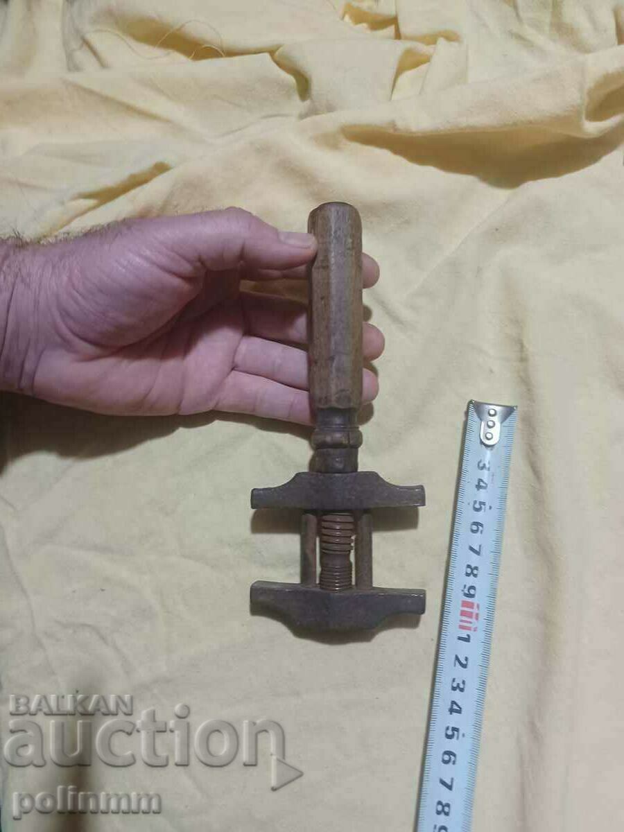 German Wrench/Clamp - 435 with price 40.00 BGN | € 20.45 German Wrench/Clamp - 435 with price 40.00 BGN | € 20.45