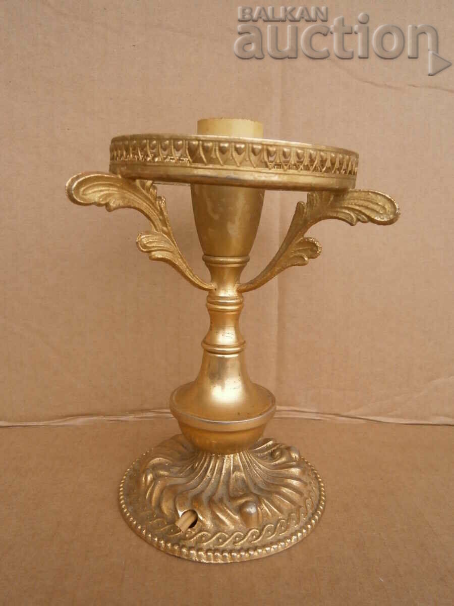 small desk lamp 70s with price 31.00 BGN | € 15.85 small desk lamp 70s with price 31.00 BGN | € 15.85