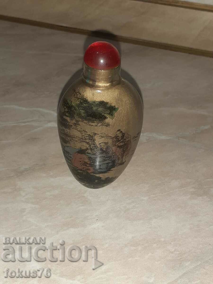 Old small Chinese snuff bottle - 5 Old small Chinese snuff bottle - 5