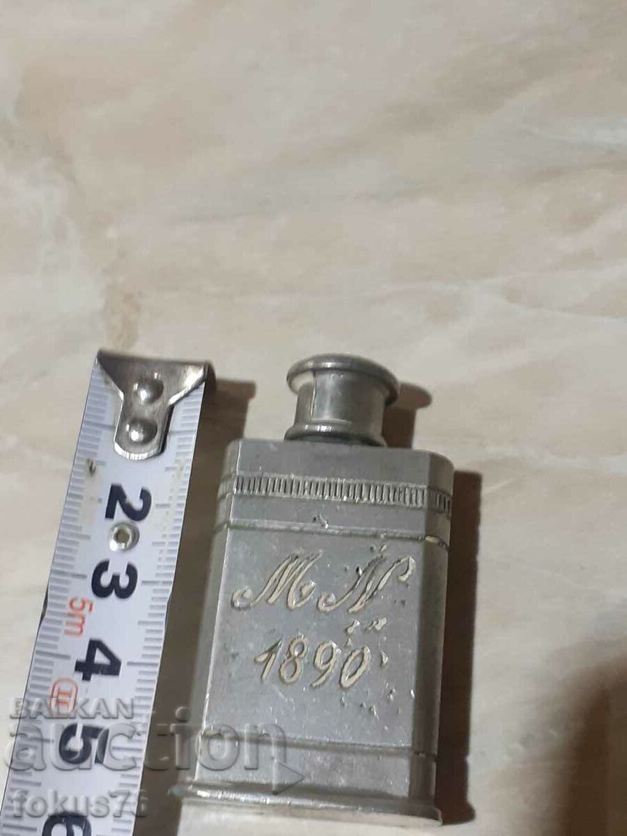 Old small tin bottle - bottle - 6