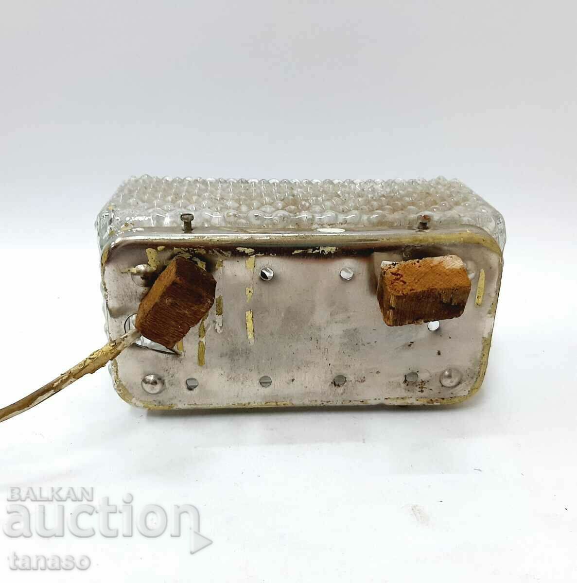 Livrarea Tavan SOC vechi, sticlă, relief (10.4)