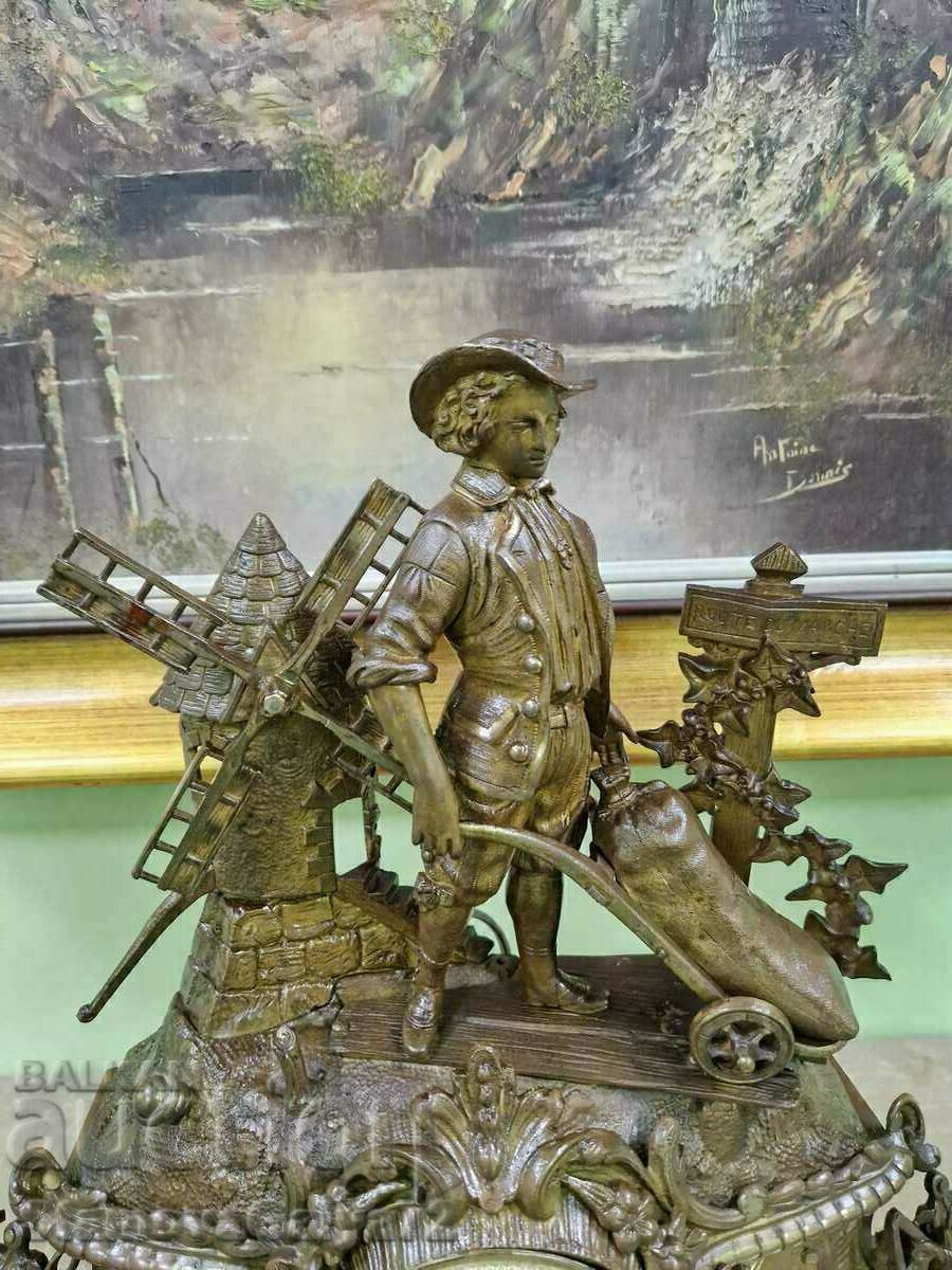 A great antique French bronze mantel clock - 5 A great antique French bronze mantel clock - 5