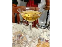 Opt pahare mari de vin imperiale din cristal, anii 1920