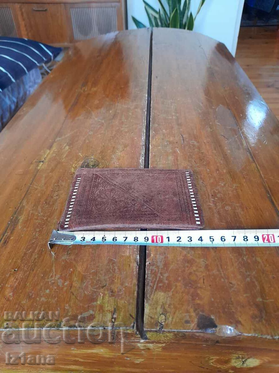 Auction  Old leather wallet, purse