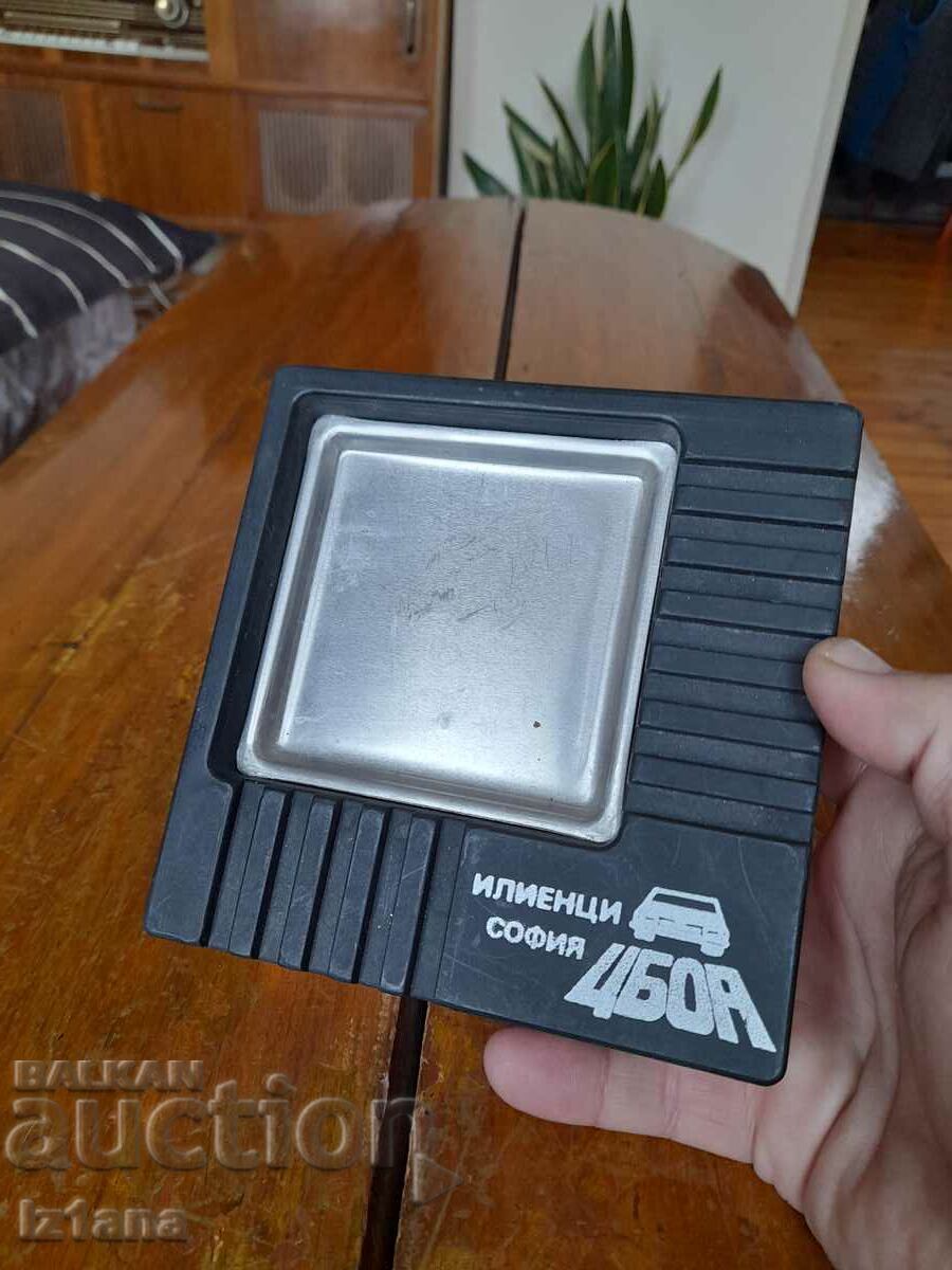 Old ashtray Tsboa Ilientsi with price 28.00 BGN | € 14.32 Old ashtray Tsboa Ilientsi with price 28.00 BGN | € 14.32