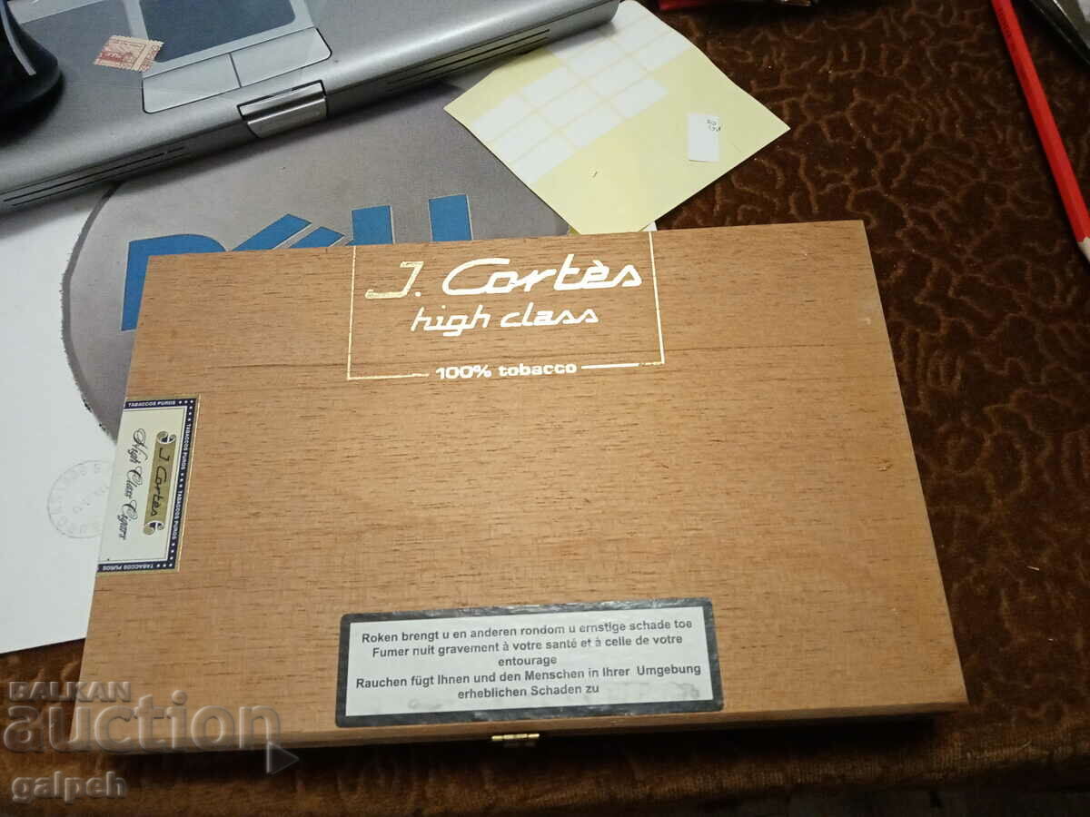 BOX OF CIGARS "J. CORTES" - 20 BGN
