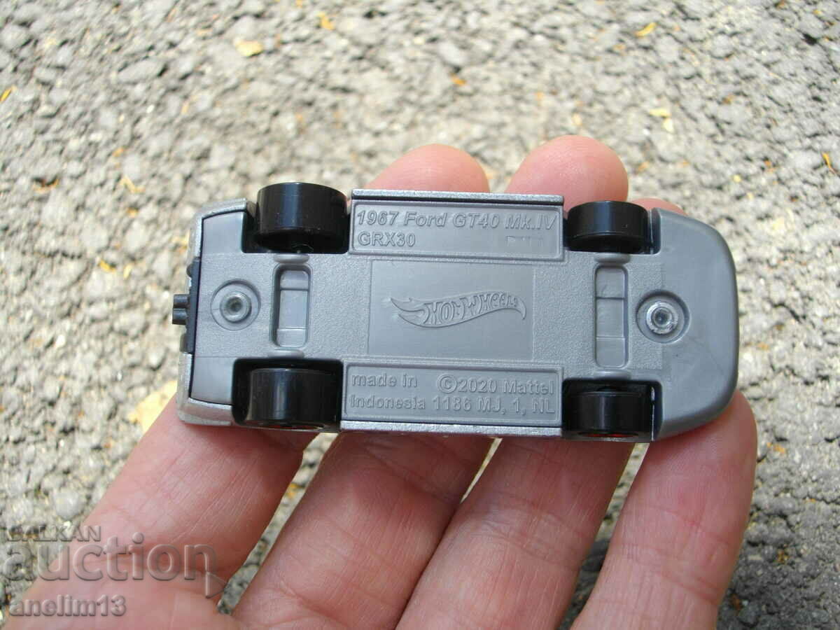 FORD GT 40 HOT WHEELS METAL TROLLEY - 7 FORD GT 40 HOT WHEELS METAL TROLLEY - 7