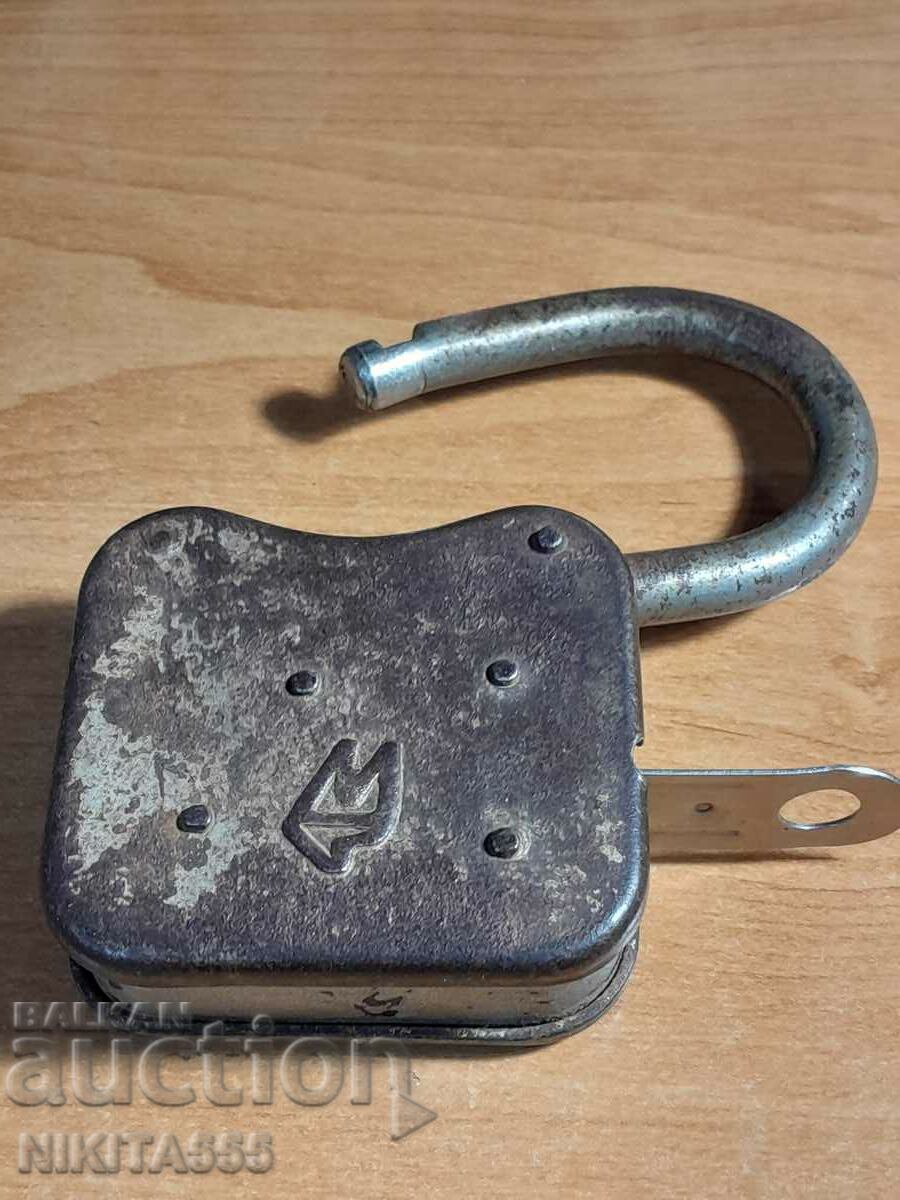 Vechi lacăt rusesc cu placă - URSS - 7 Vechi lacăt rusesc cu placă - URSS - 7