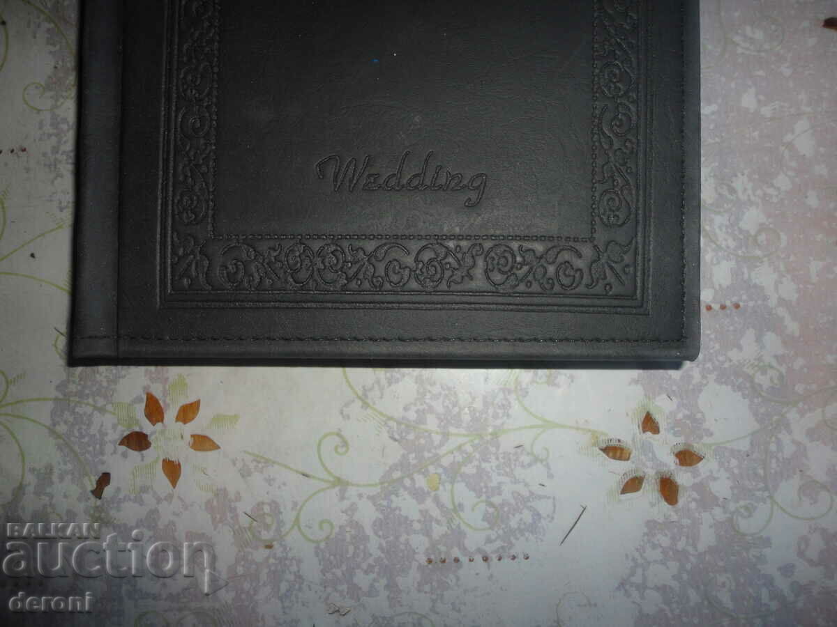 Luxury German photo album with price 40.00 BGN | € 20.45