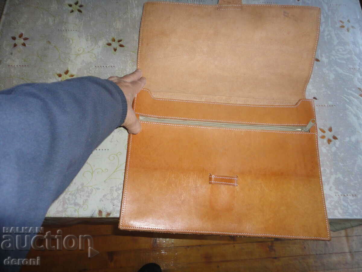 Licitație Geanta de lux din piele Licitație Geanta de lux din piele