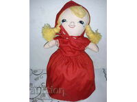 3 -faced doll ('' Red Riding Hood '')