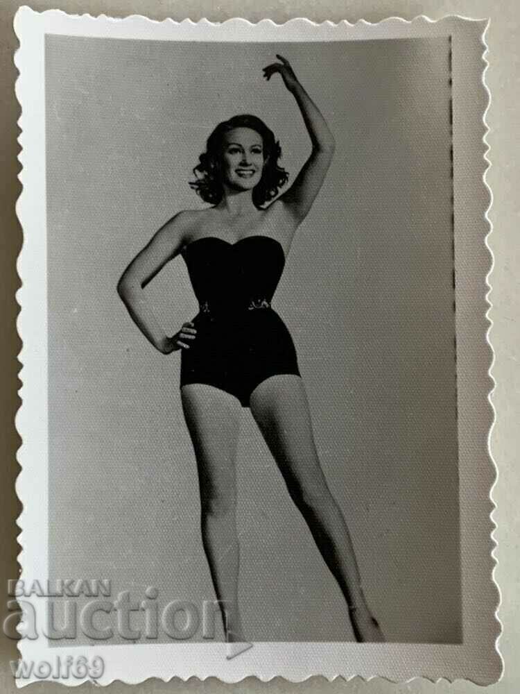 Famous Artists-Martin Carroll-France-1920-1967